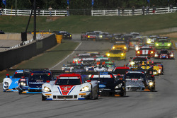 Start: #5 Action Express Racing Corvette DP: Joao Barbosa, Christian Fittipaldi, Sébastien Bourdais leads
