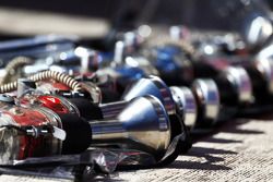 Pit stop air guns