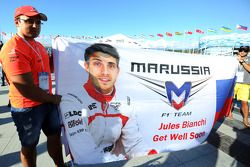 A Get Well Soon banner for Jules Bianchi, Marussia F1 Team