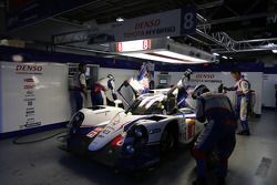#8 Toyota Racing Toyota TS040-Hybrid: Anthony Davidson, Sebastien Buemi
