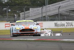 #97 Aston Martin Vantage V8: Darren Turner, Stefan Mücke