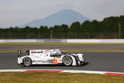 #14 Porsche Team Porsche 919 Hybrid: Romain Dumas, Neel Jani, Marc Lieb