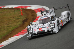 #14 Porsche Team Porsche 919 Hybrid: Romain Dumas, Neel Jani, Marc Lieb