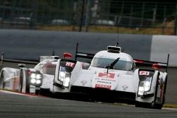 #2 Audi Sport Team Joest Audi R18 e-tron quattro: Marcel Fässler, Andre Lotterer, Benoit Tréluyer