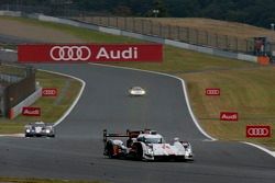 #1 Audi Sport Team Joest Audi R18 e-tron quattro: Lucas di Grassi, Loic Duval, Tom Kristensen