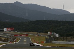 #2 Audi Sport Team Joest Audi R18 e-tron quattro: Marcel Fässler, Andre Lotterer, Benoit Tréluyer