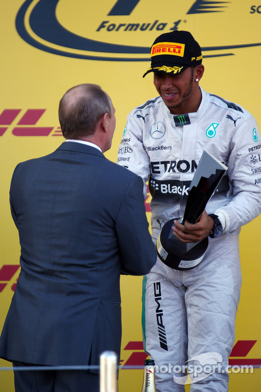 Vladimir Putin, Russian Federation President and Lewis Hamilton, Mercedes AMG F1