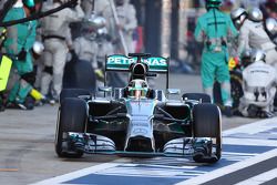 Lewis Hamilton, Mercedes AMG F1 pit stop