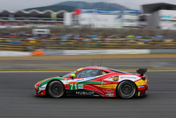 #71 AF Corse Ferrari 458 Italia: Davide Rigon, James Calado