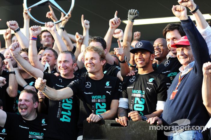 Mercedes AMG celebra el Campeonato de constructores de 2014