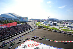 Lewis Hamilton, Mercedes AMG F1 W05 leads the rest of the field at the start of the race