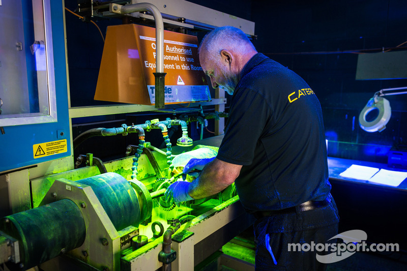 Kunjungan ke markas Caterham F1, Leafield (2013)