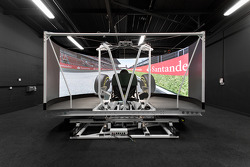 Tour de la fábrica de Caterham F1 en Leafield