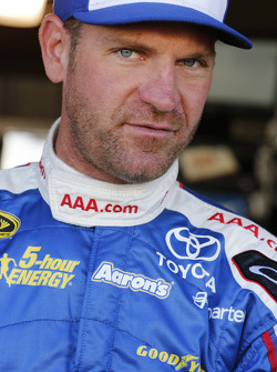 Clint Bowyer, Michael Waltrip Racing Toyota
