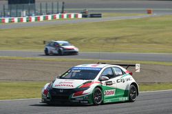 Gabriele Tarquini, Honda Civic WTCC, Team Castrol Honda WTCC