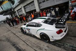 #28 Bentley Motorsport Bentley Continental GT3: Steven Kane, Andy Meyrick, Guy Smith