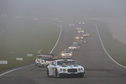 #28 Bentley Motorsport Bentley Continental GT3: Steven Kane, Andy Meyrick, Guy Smith