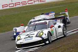#91 Porsche Team Manthey Porsche 911 RSR: Richard Lietz, Jörg Bergmeister