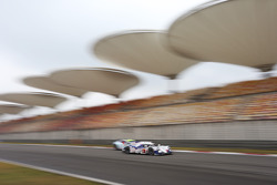 #8 Toyota Racing Toyota TS040-Hybrid: Anthony Davidson, Sebastien Buemi