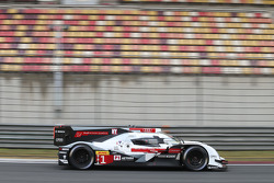 #1 Audi Sport Team Joest Audi R18 e-tron quattro: Lucas di Grassi, Loic Duval, Tom Kristensen