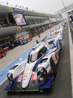 #8 Toyota Racing Toyota TS040-Hybrid: Anthony Davidson, Sebastien Buemi