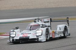 #20 Porsche Team Porsche 919 Hybrid: Mark Webber, Brendon Hartley, Timo Bernhard