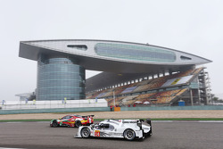 #14 Porsche Team Porsche 919 Hybrid: Romain Dumas, Neel Jani, Marc Lieb