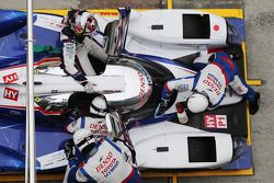 #8 Toyota Racing Toyota TS040-Hybrid: Anthony Davidson, Sebastien Buemi