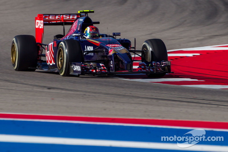 2014 год. За рулем болида Toro Rosso STR9 на пятничной тренировке