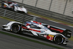 #2 Audi Sport Team Joest Audi R18 e-tron quattro: Marcel Fässler, Andre Lotterer, Benoit Tréluyer