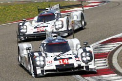 #14 Porsche Team Porsche 919 Hybrid: Romain Dumas, Neel Jani, Marc Lieb