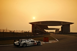 #14 Porsche Team Porsche 919 Hybrid: Romain Dumas, Neel Jani, Marc Lieb