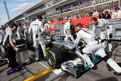 Lewis Hamilton, Mercedes AMG F1 W05 on the grid