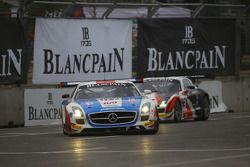 #177 GT Russian Team 梅赛德斯 SLS AMG GT3: 阿历克谢·瓦西里耶夫, 马尔科·阿斯玛