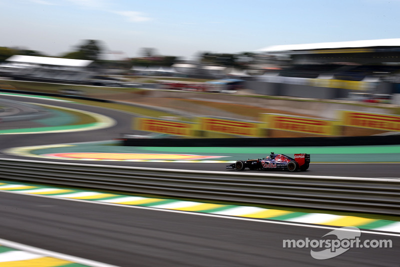 2014 год. За рулем болида Toro Rosso STR9 на пятничных тренировках