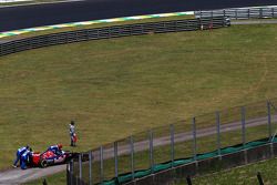 Jean-Eric Vergne, Scuderia Toro Rosso STR9 stops in the second practice session