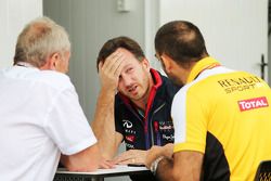 Helmut Marko avec Christian Horner et Cyril Abiteboul