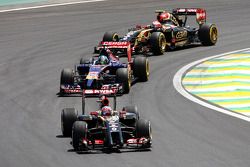 Romain Grosjean, Lotus F1 E22