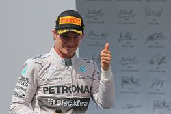 Race winner Nico Rosberg, Mercedes AMG F1 celebrates on the podium