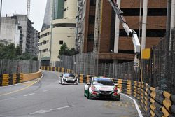 Gabriele Tarquini, Honda Civic WTCC, Team Castrol Honda WTCC