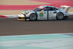 #92 Porsche Team Manthey Porsche 911 RSR: Frédéric Makowiecki, Patrick Pilet