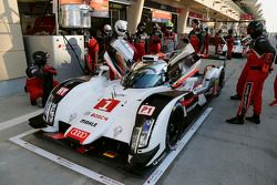 #1 Audi Sport Team Joest Audi R18 e-tron quattro: Lucas di Grassi, Loic Duval, Tom Kristensen