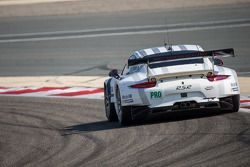 #91 Porsche Team Manthey Porsche 911 RSR: Richard Lietz, Jörg Bergmeister