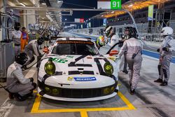 #91 Porsche Team Manthey Porsche 911 RSR: Richard Lietz, Jörg Bergmeister