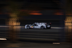 #20 Porsche Team Porsche 919 Hybrid: Timo Bernhard, Mark Webber, Brendon Hartley