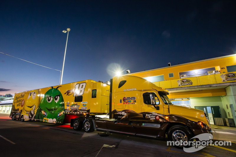 Hauler for Kyle Busch, Joe Gibbs Racing Toyota at Homestead