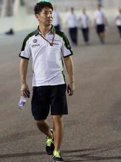 Kamui Kobayashi, Caterham, recorre el circuito