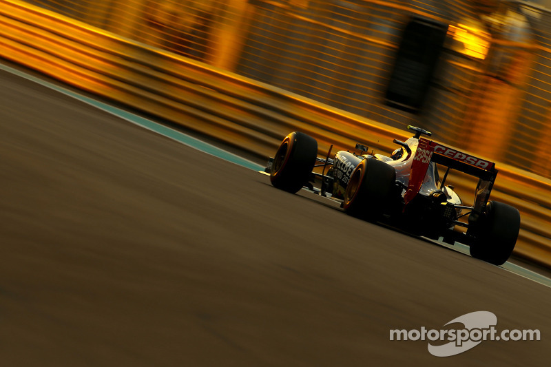 2014 год. За рулем болида Toro Rosso STR9 на квалификации