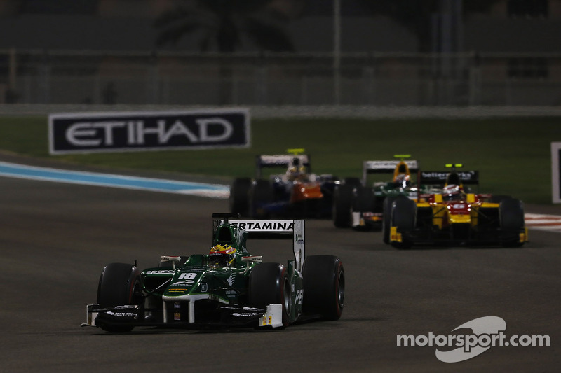 Yas Marina 2014: Rio Haryanto di depan Pierre Gasly