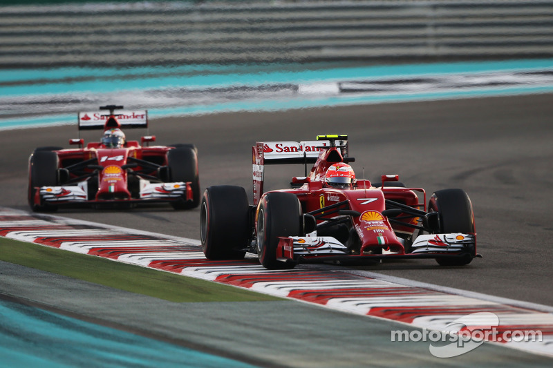 Kimi Raikkonen, Ferrari F14-T devant Fernando Alonso, Ferrari F14-T
